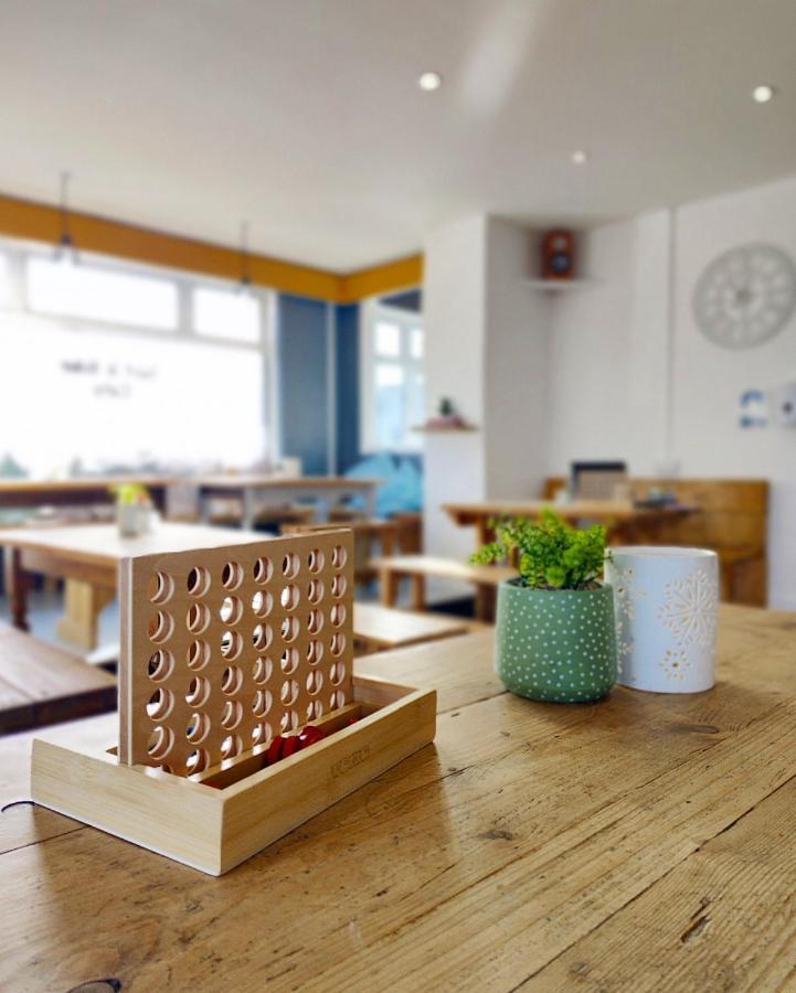 Ocean Surf Lodge New Quay エクステリア 写真
