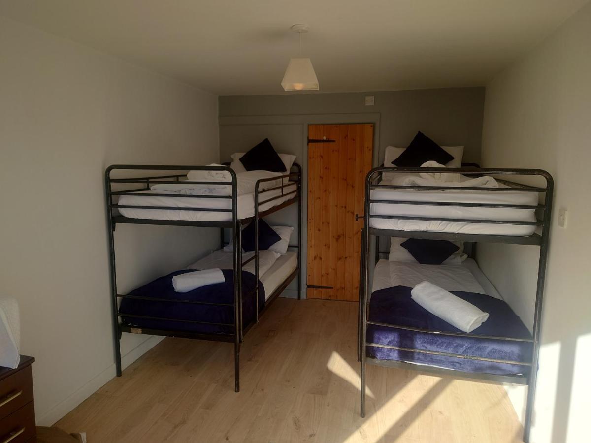 Ocean Surf Lodge New Quay エクステリア 写真
